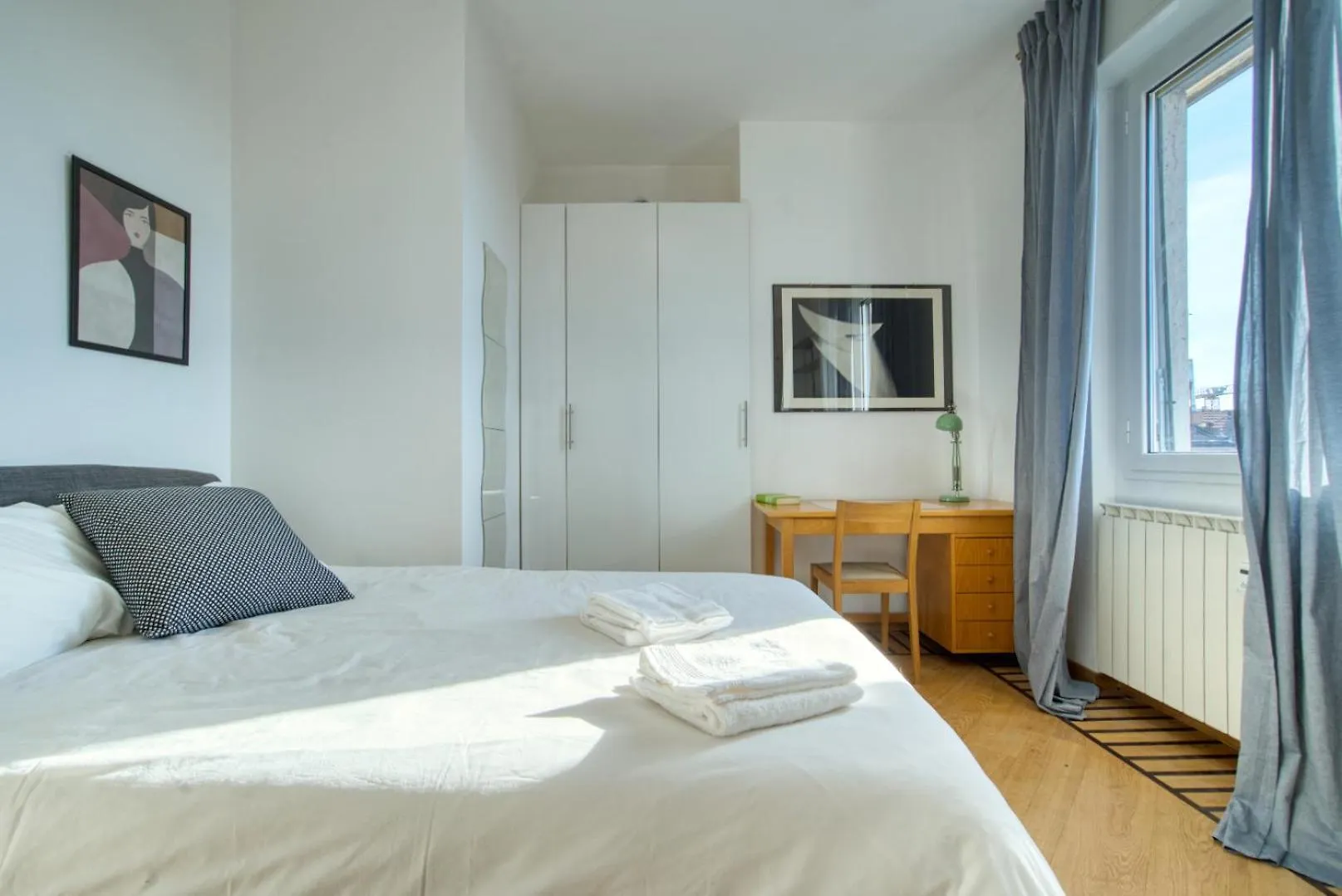 Spacious Penthouse With Panoramic Terrace - 20 Minutes From San Siro & Duomo Mediolan