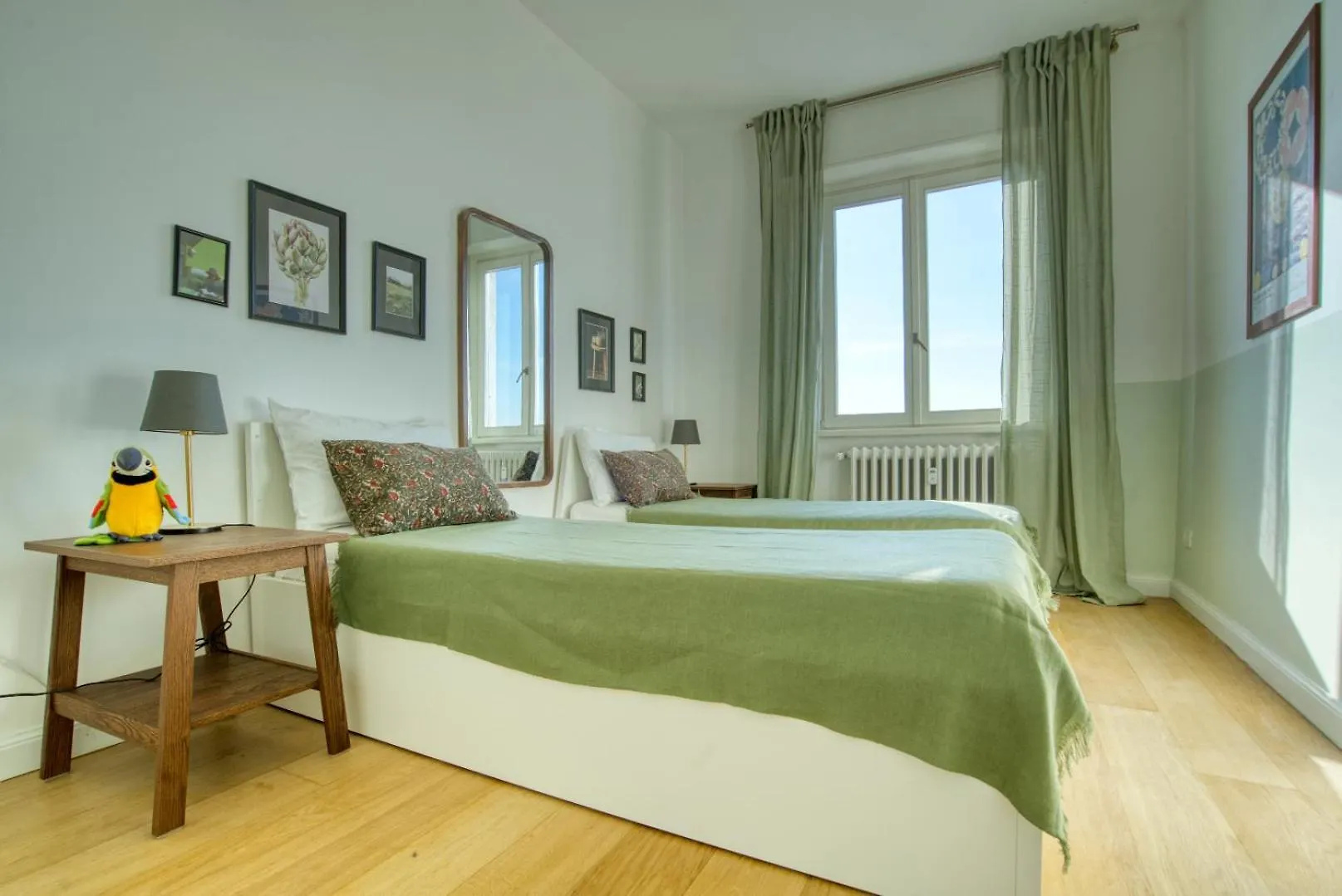 Spacious Penthouse With Panoramic Terrace - 20 Minutes From San Siro & Duomo Mediolan 0*,  Włochy